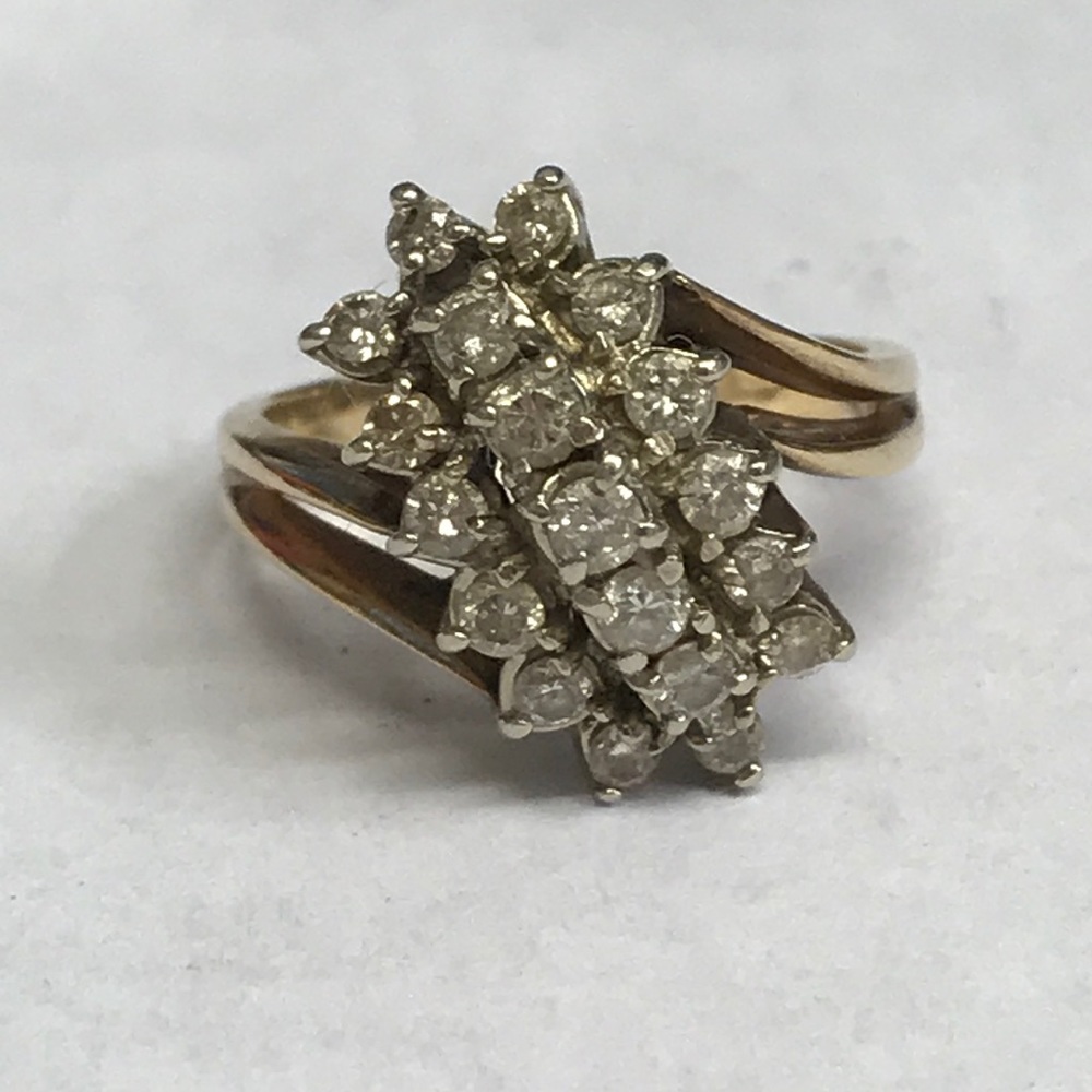CLUSTER RING